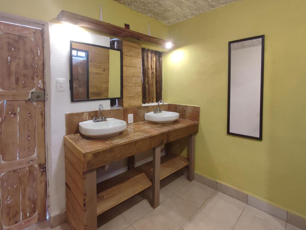 Hostal Ikal San Cristóbal de Las Casas Exterior foto